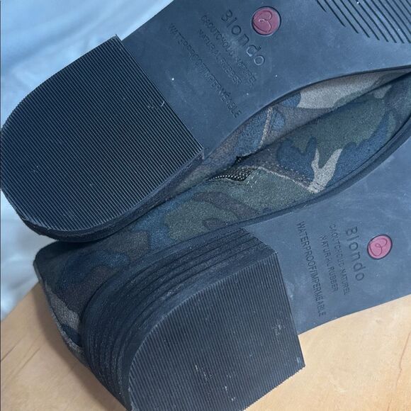 Blondo Women’s Waterproof Camouflage Booties Size 9 - Picture 9 of 12
